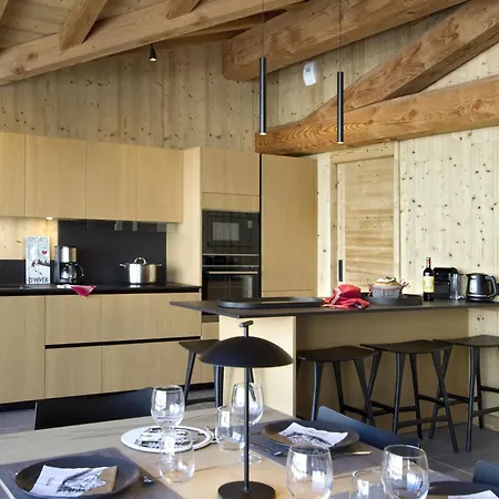 Odalys Le Panda Шале Ле-дез-Альп